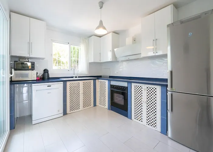 El Castillo - Townhouse In Semesterbostad