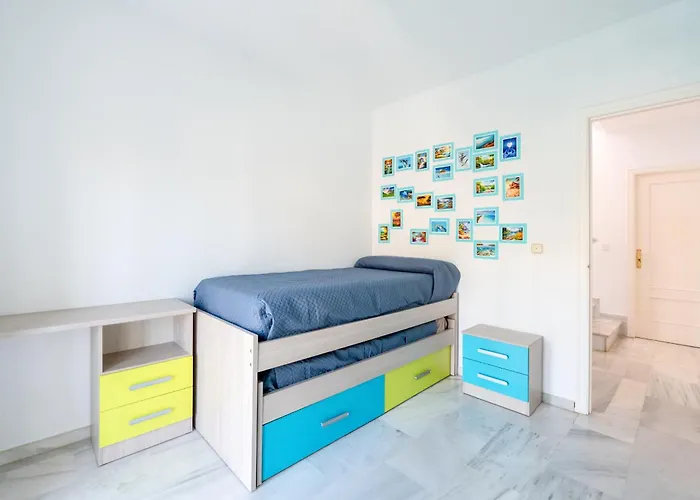 El Castillo - Townhouse In